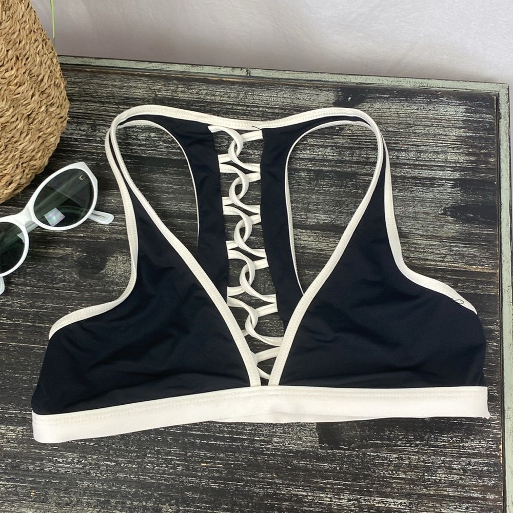 L*Space Black & White Strap Back Bikini Bathing Suit Top M - Picture 5 of 8